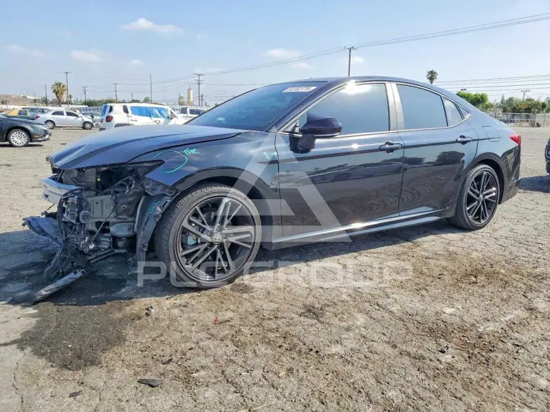 2025 Toyota CAMRY фото
