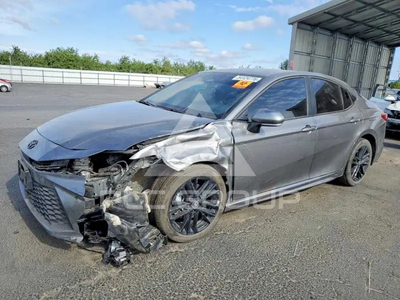 2025 Toyota CAMRY photo