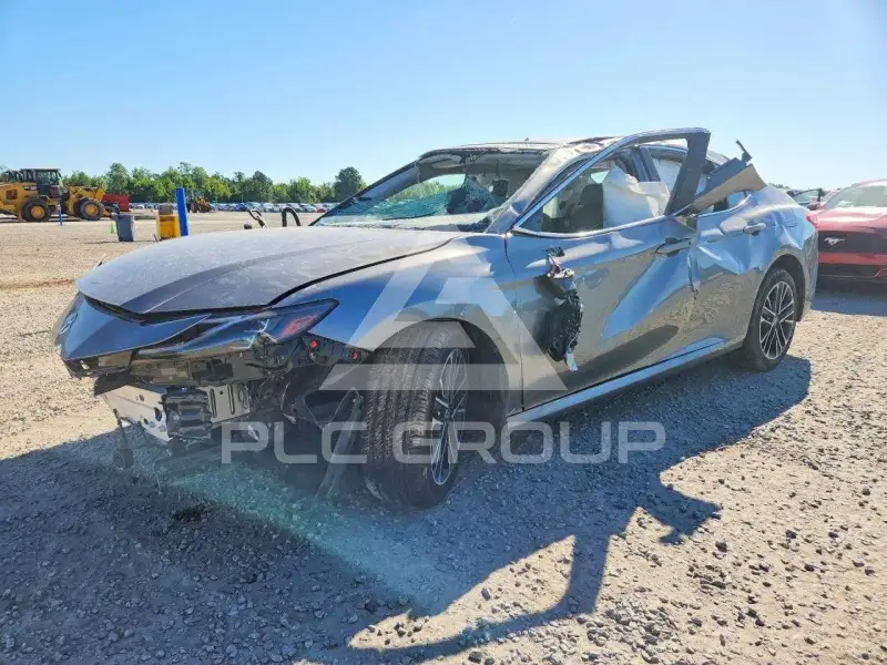 2025 Toyota CAMRY фото