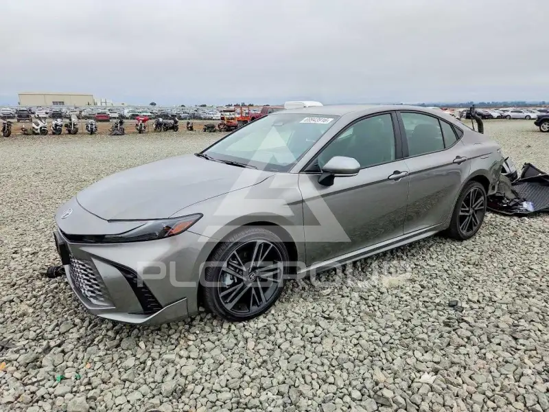 2025 Toyota CAMRY photo