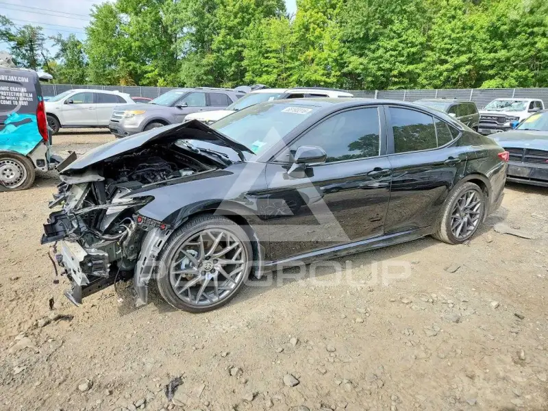 2025 Toyota CAMRY photo