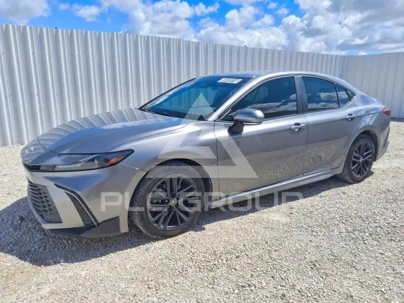 2025 Toyota CAMRY фото