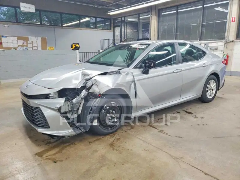 2025 Toyota CAMRY фото