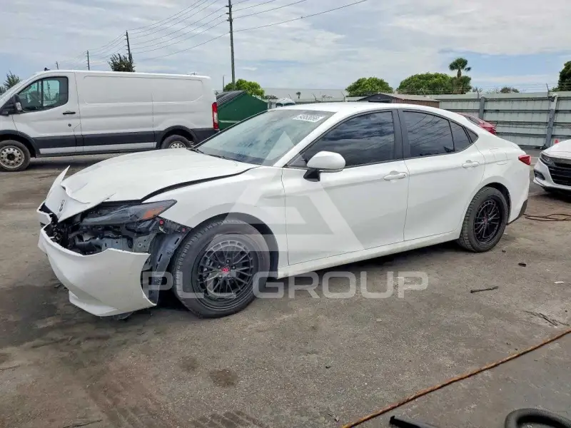 2025 Toyota CAMRY фото