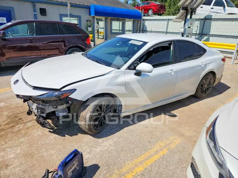 2025 Toyota CAMRY фото
