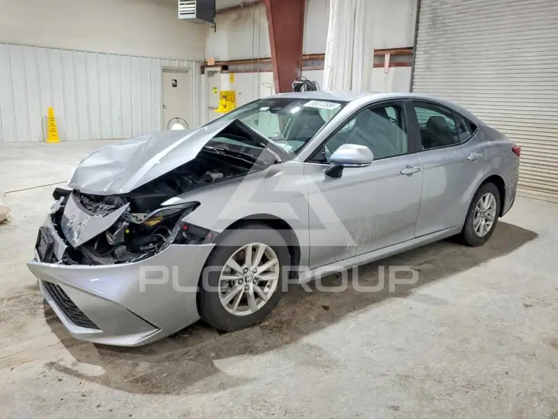 2025 Toyota CAMRY photo