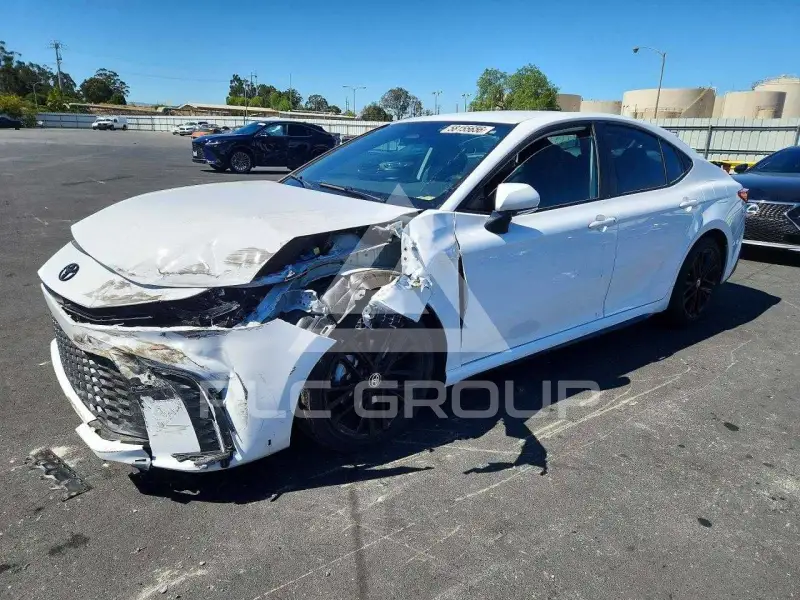 2025 Toyota CAMRY фото