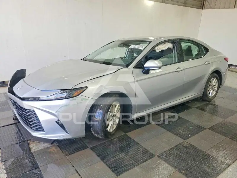 2025 Toyota CAMRY photo