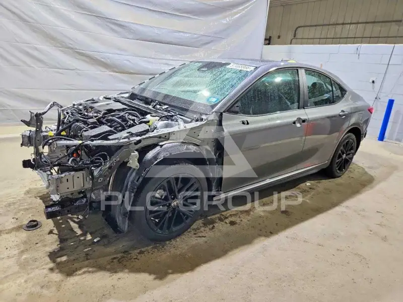 2025 Toyota CAMRY photo