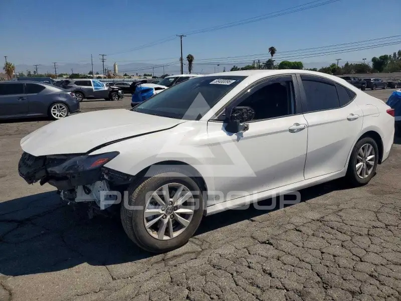 2025 Toyota CAMRY photo