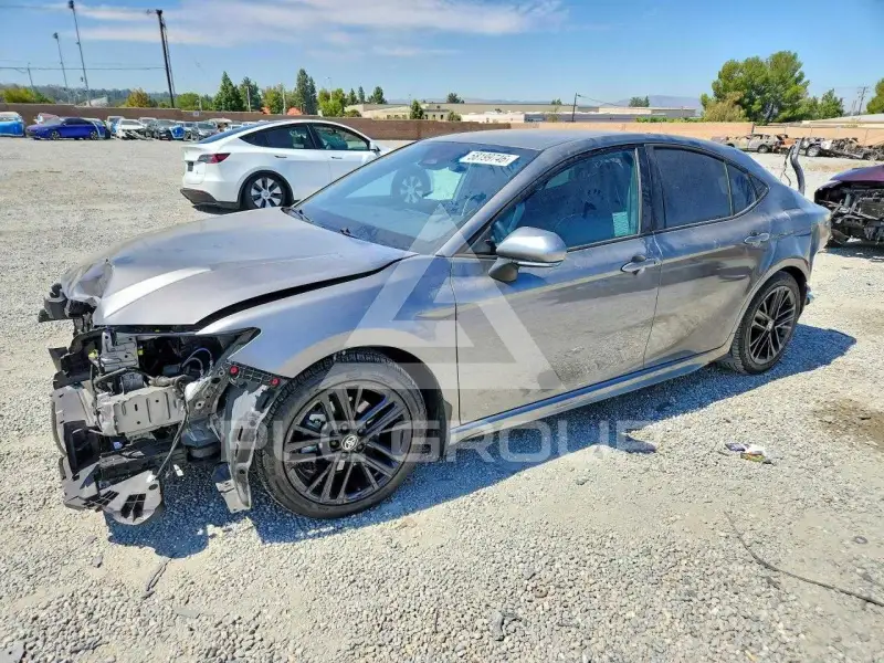 2025 Toyota CAMRY фото