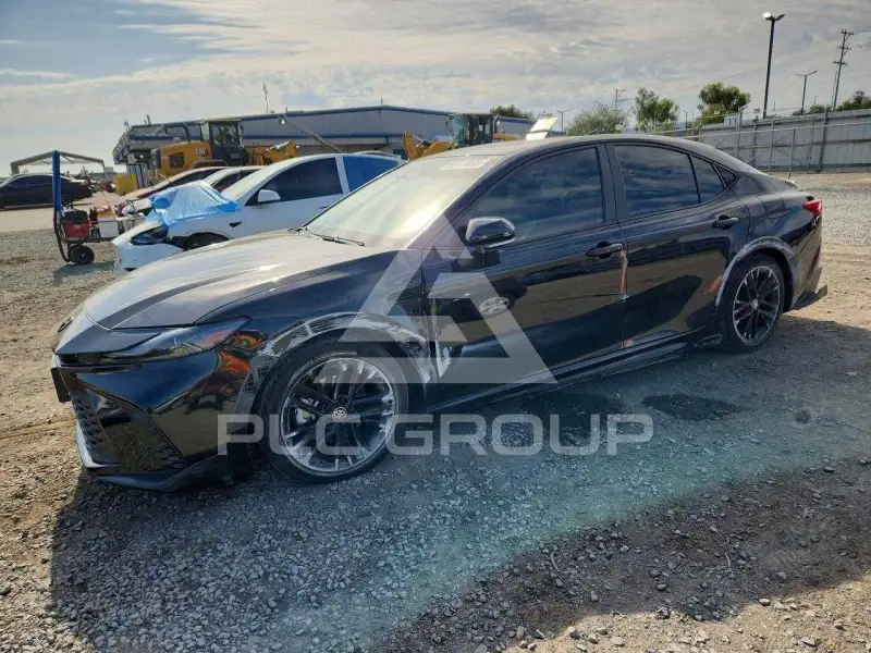 2025 Toyota CAMRY фото