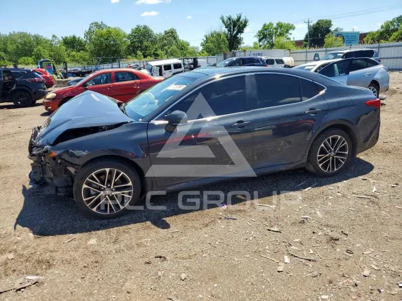 2025 Toyota CAMRY фото