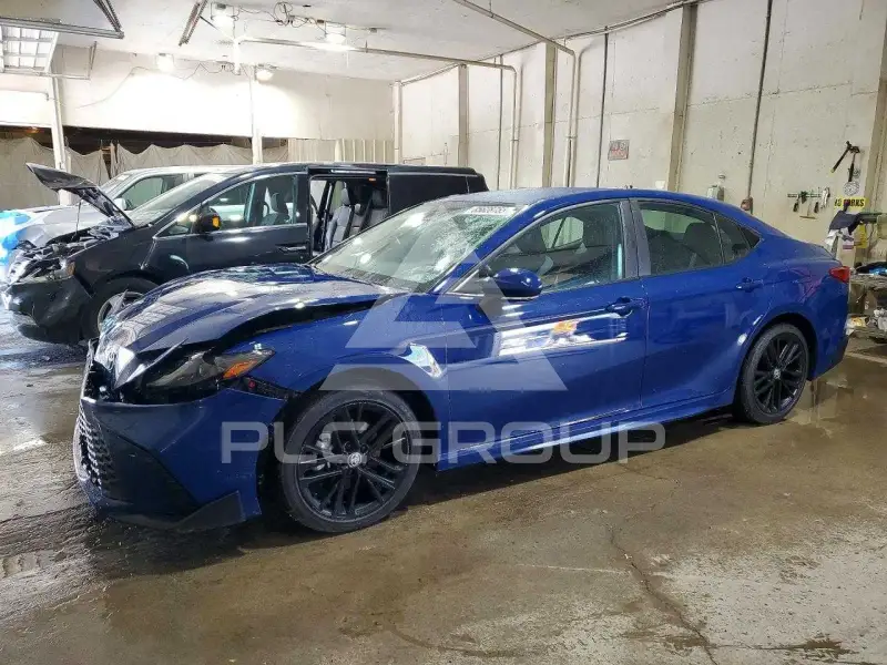 2025 Toyota CAMRY фото