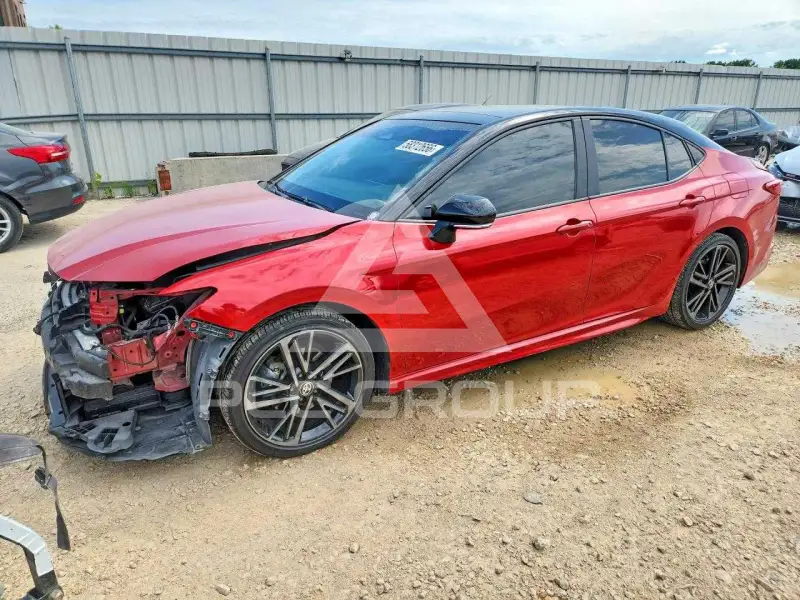 2025 Toyota CAMRY фото