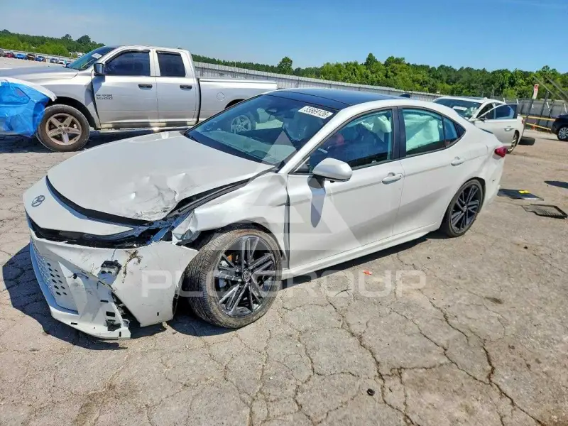 2025 Toyota CAMRY фото