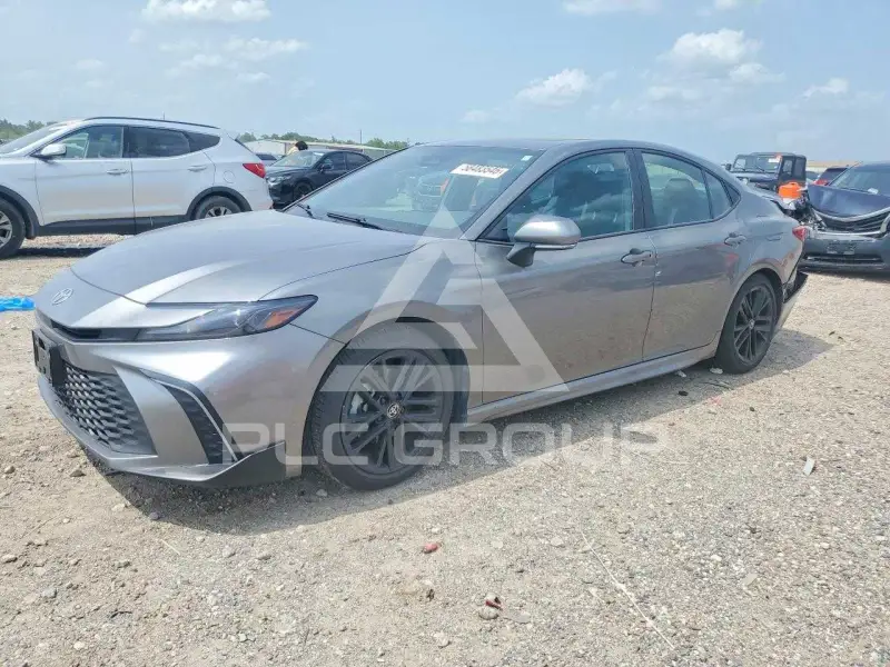 2025 Toyota CAMRY photo