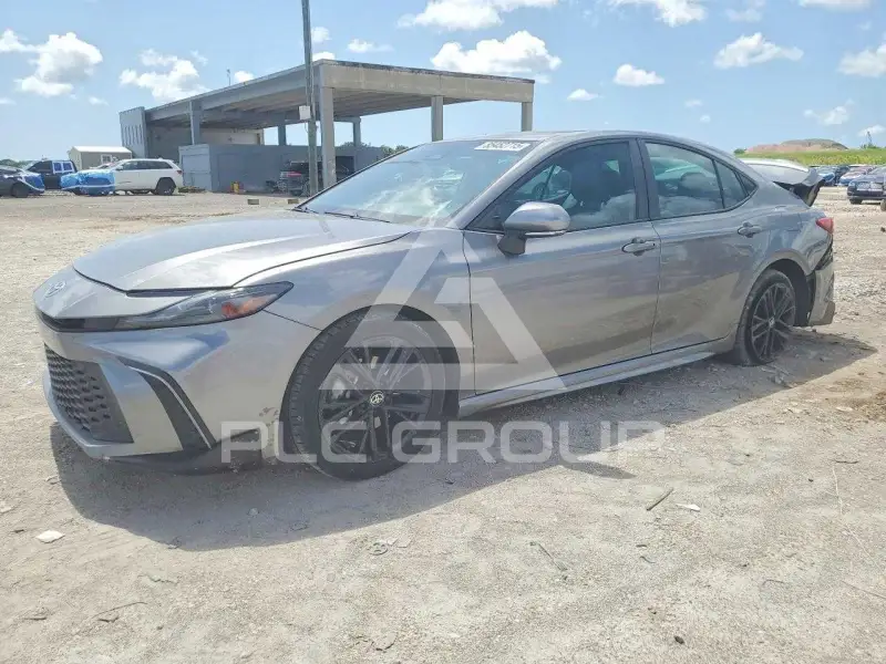2025 Toyota CAMRY фото