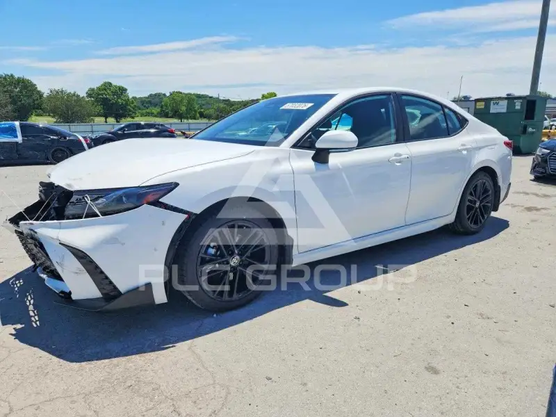 2025 Toyota CAMRY фото