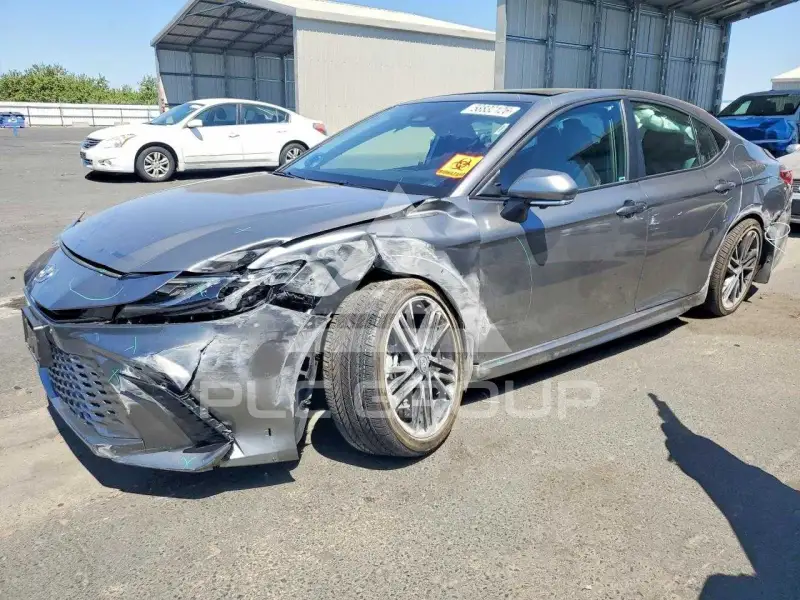 2025 Toyota CAMRY фото