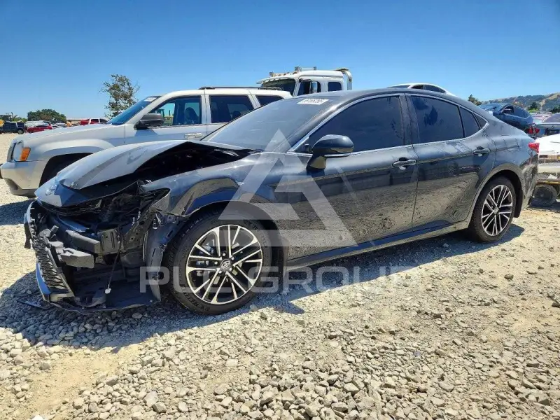 2025 Toyota CAMRY фото