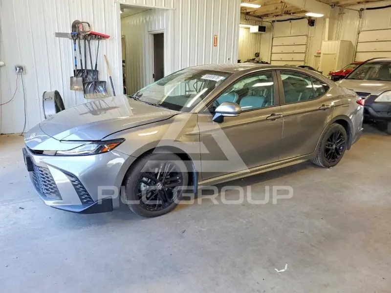 2025 Toyota CAMRY фото