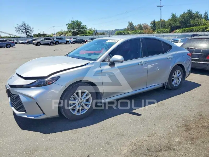 2025 Toyota CAMRY фото