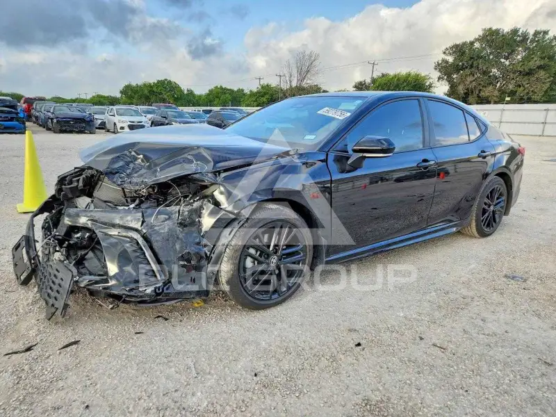2025 Toyota CAMRY photo