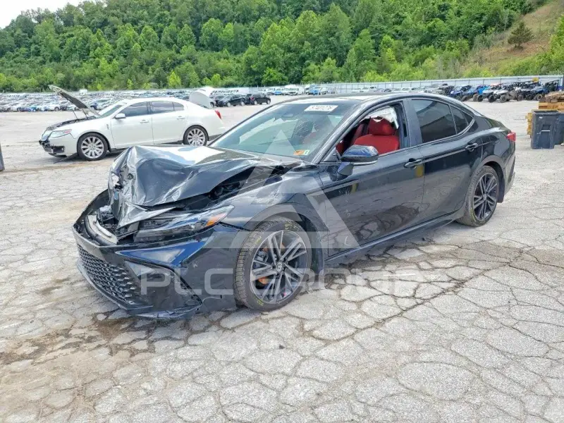 2025 Toyota CAMRY фото