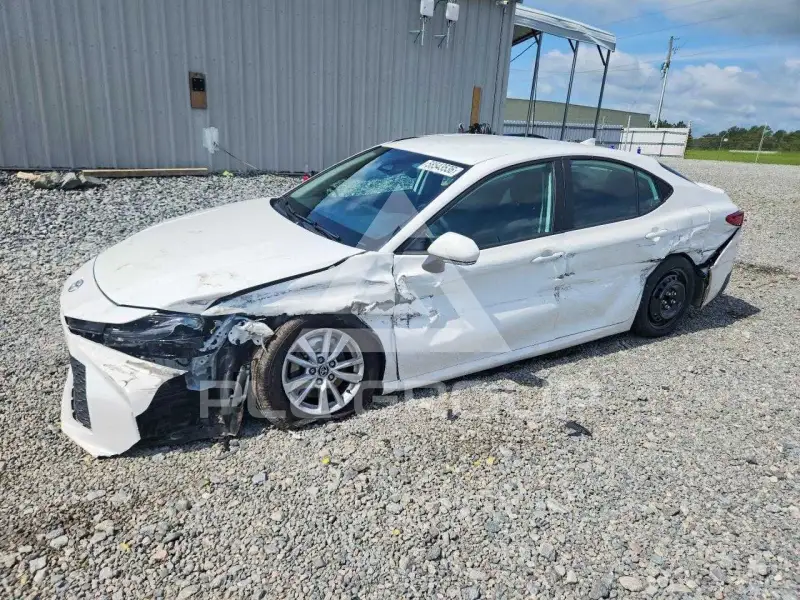 2025 Toyota CAMRY photo