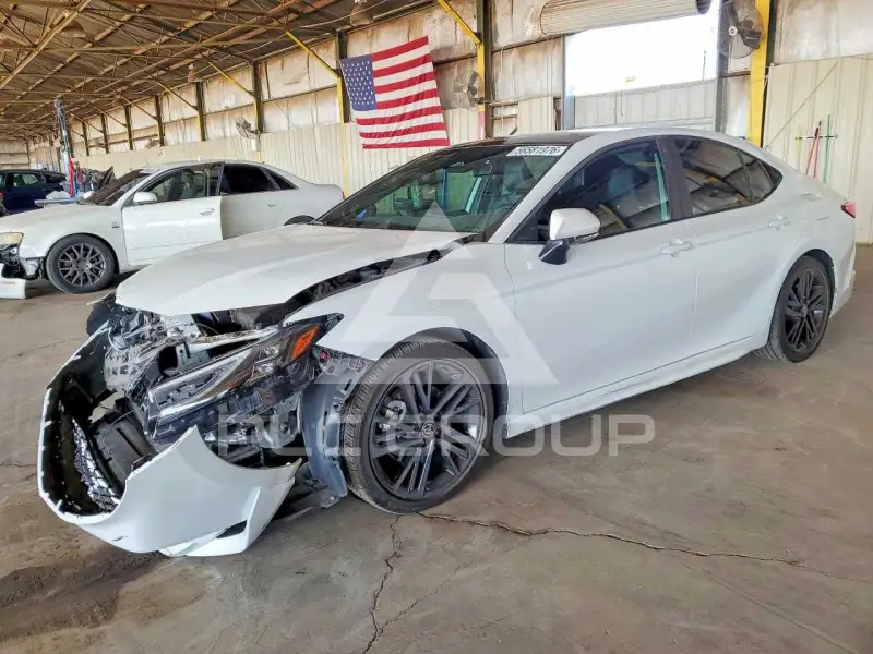 2025 Toyota CAMRY фото