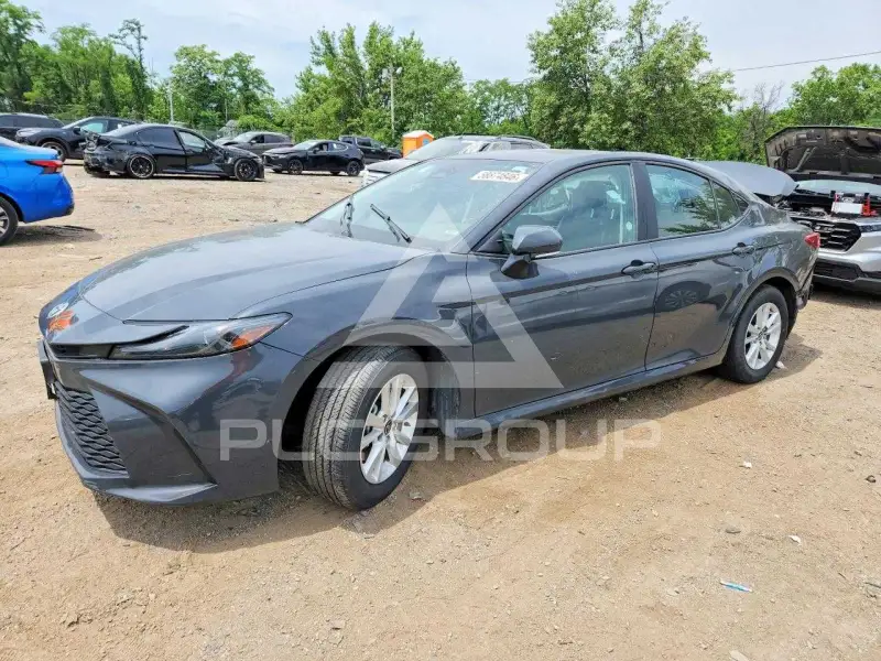 2025 Toyota CAMRY photo