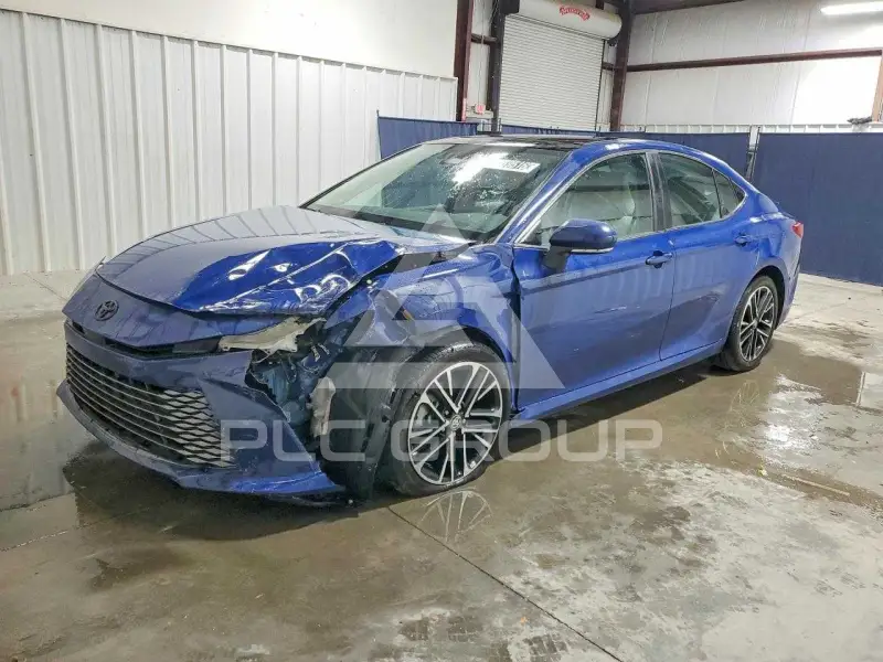 2025 Toyota CAMRY фото
