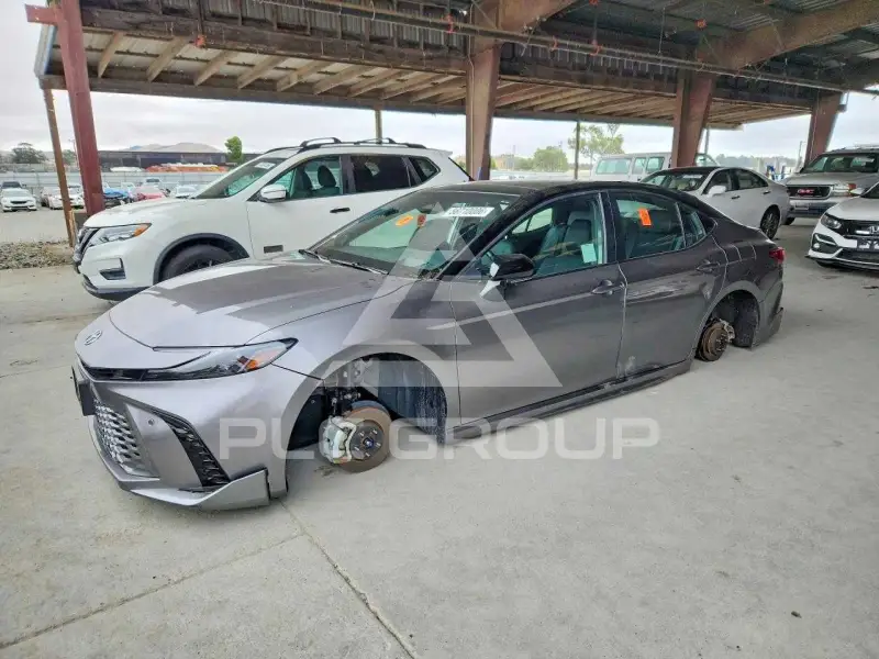 2025 Toyota CAMRY фото