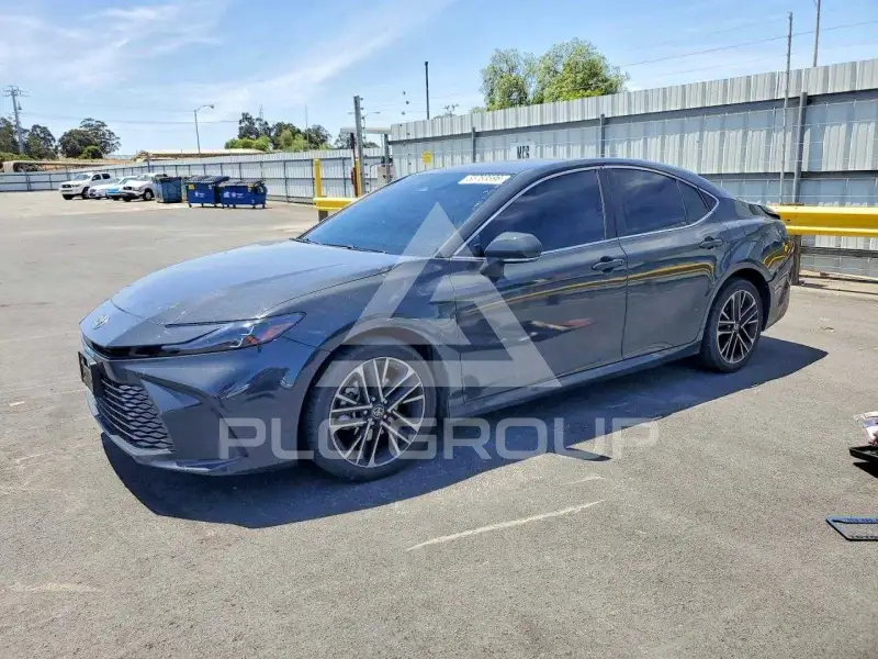 2025 Toyota CAMRY фото