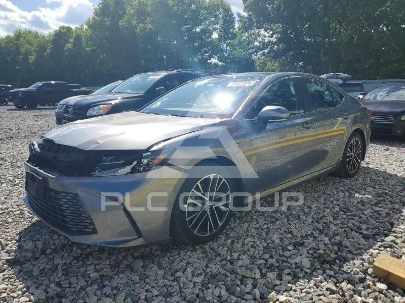 2025 Toyota CAMRY фото