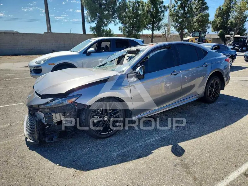 2025 Toyota CAMRY photo