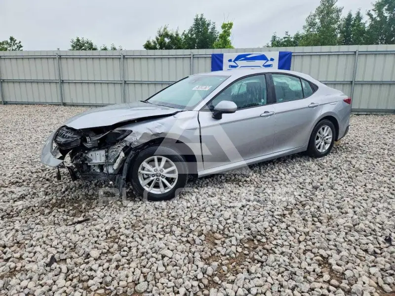 2025 Toyota CAMRY фото