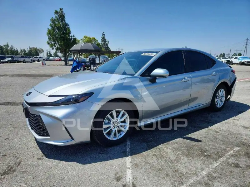 2025 Toyota CAMRY фото