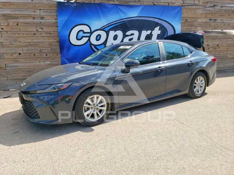 2025 Toyota CAMRY фото