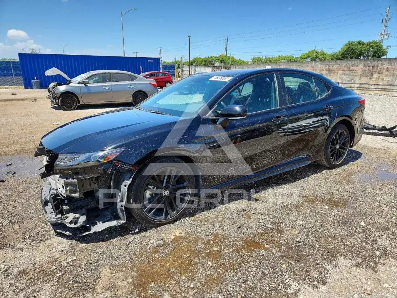 2025 Toyota CAMRY photo