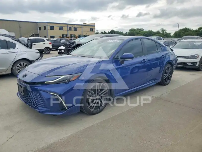 2025 Toyota CAMRY фото