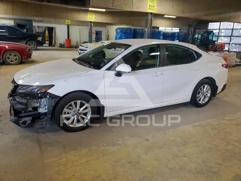 2025 Toyota CAMRY фото