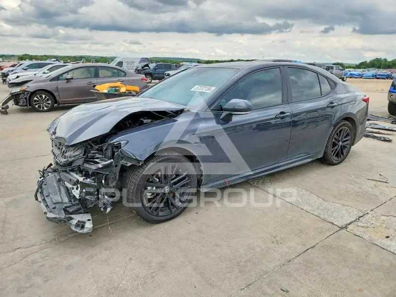 2025 Toyota CAMRY фото