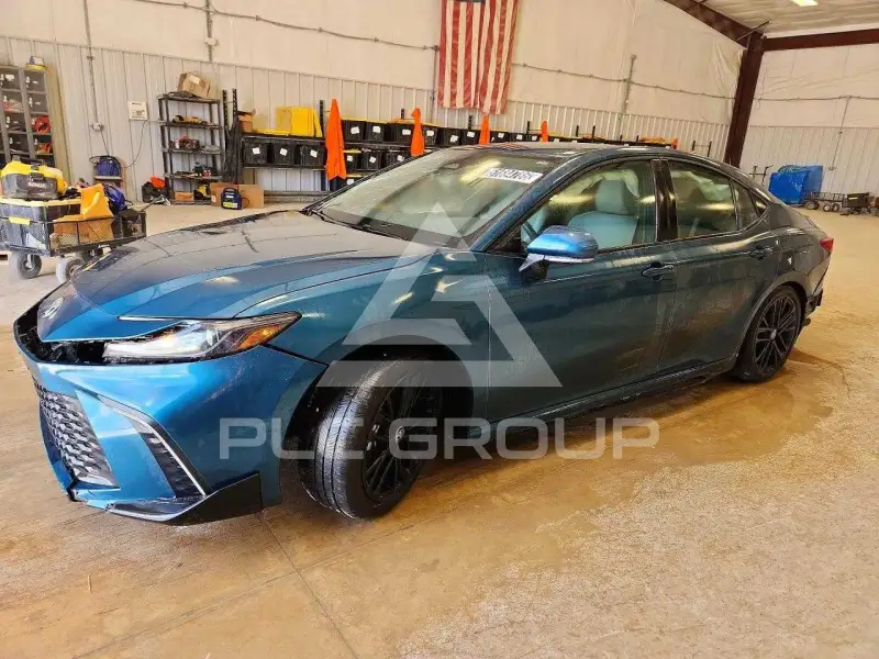 2025 Toyota CAMRY фото