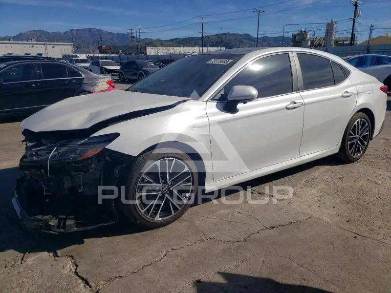 2025 Toyota CAMRY фото