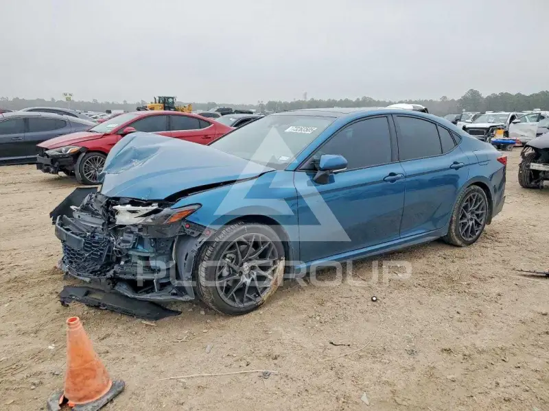 2025 Toyota CAMRY фото