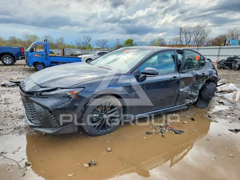 2025 Toyota CAMRY фото
