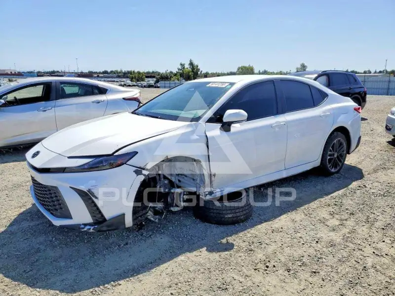 2025 Toyota CAMRY фото