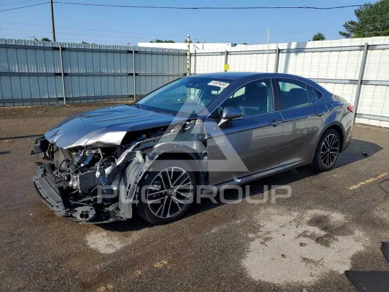 2025 Toyota CAMRY фото